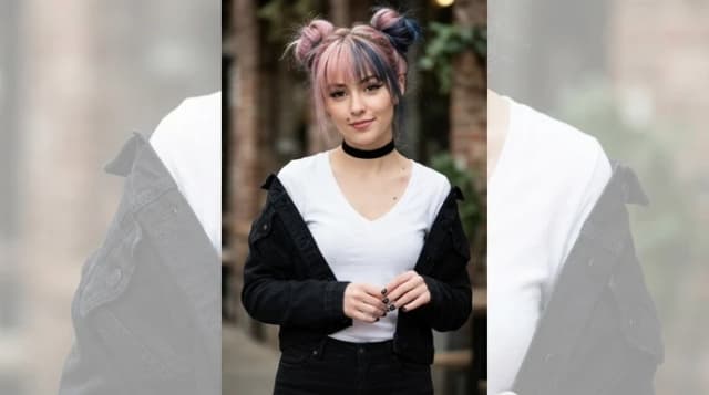 girl, bangs, bare shoulders, black choker, black nails, black pants, blue nails, breasts, choker, cleavage, collarbone, double bun, hair bun, jacket, large breasts, long sleeves, looking at viewer, makeup, mole, mole on breast, multicolored hair, nail polish, off shoulder, pants, pink hair, shirt, solo, v, white shirt