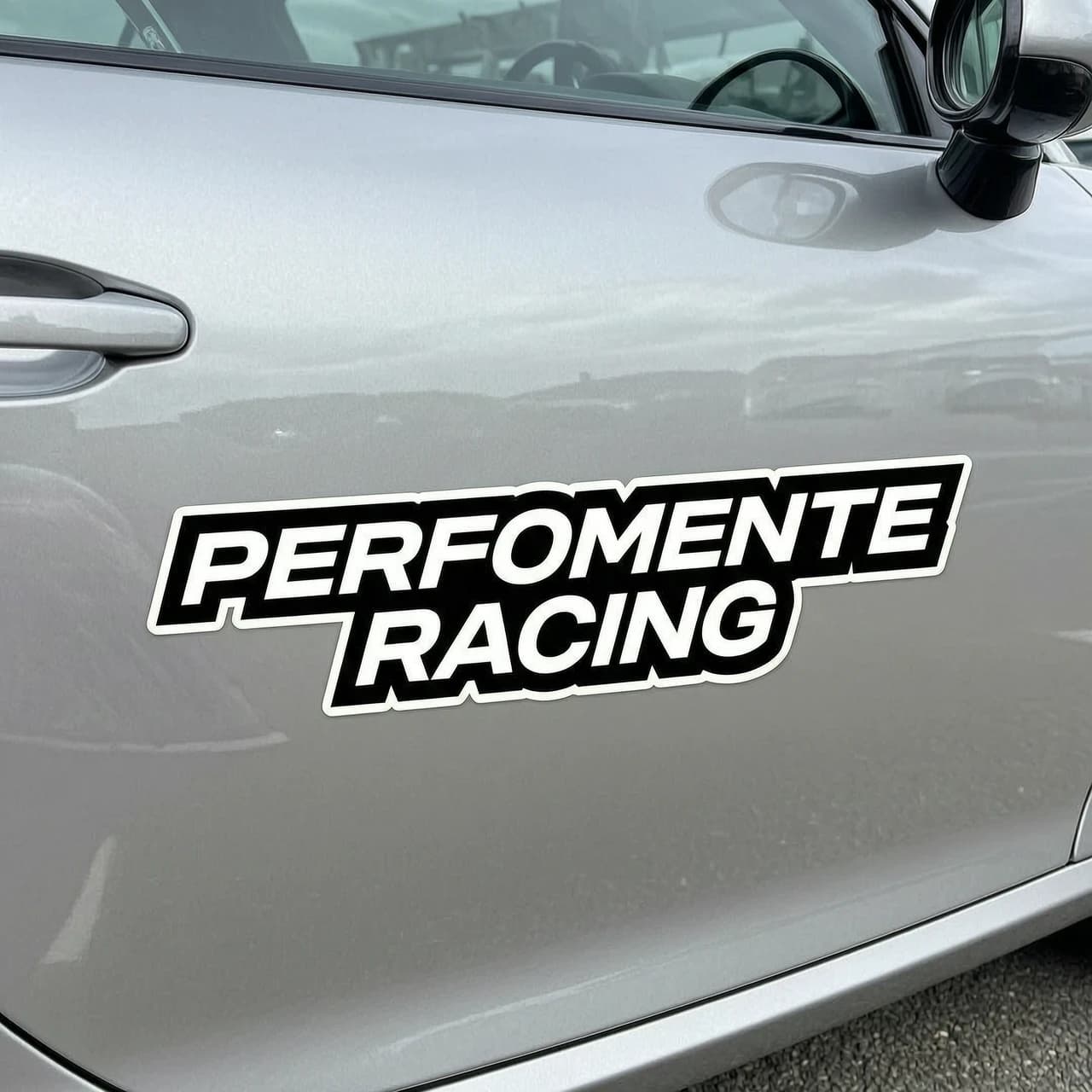 Создай наклейку на машину Perfomante Racing без лишнего